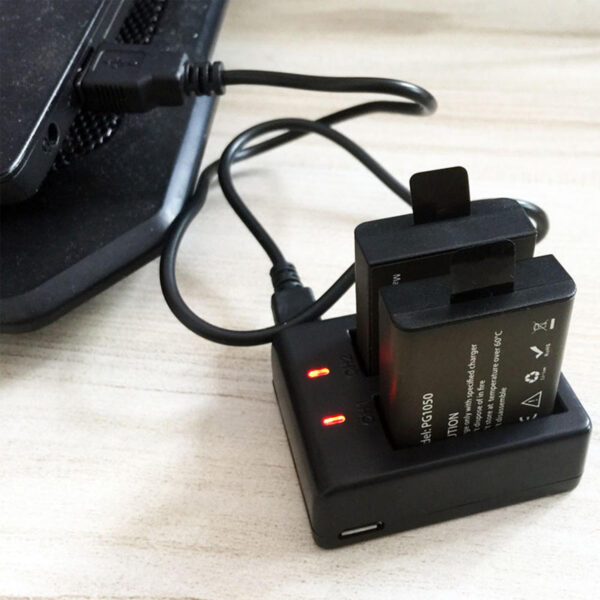 شارژر باتری دوربین ورزشی کد H9R به همراه 2 عدد باتری